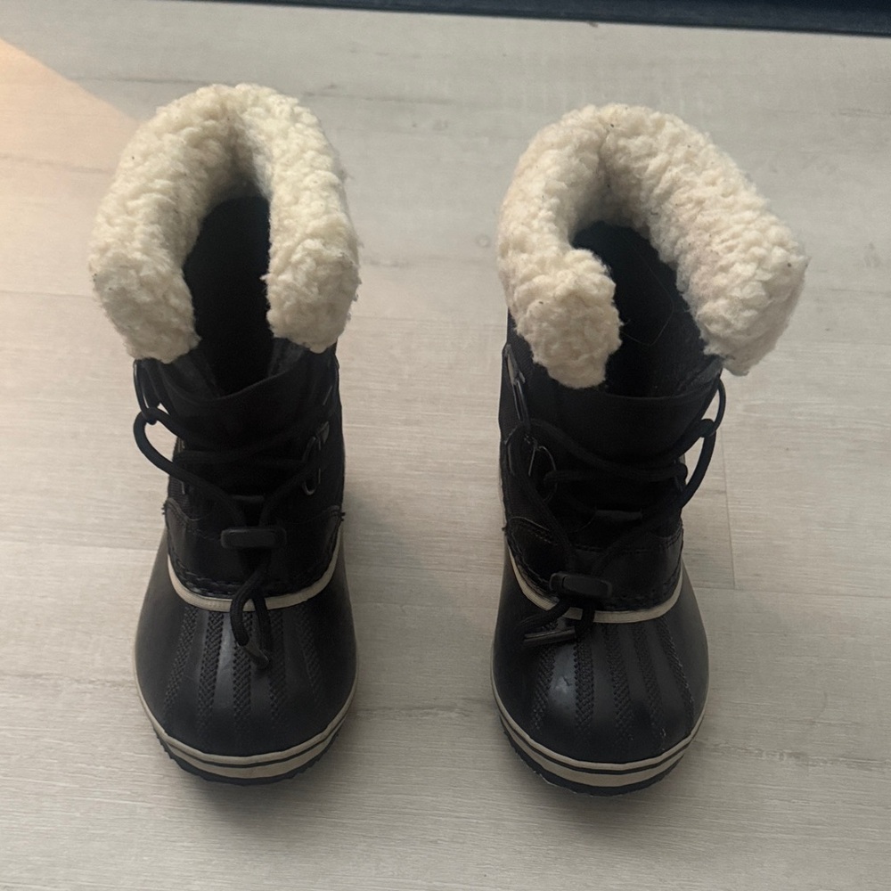 Sorel Black Boots with Cream Interior.  Unisex size 12 Toddler.